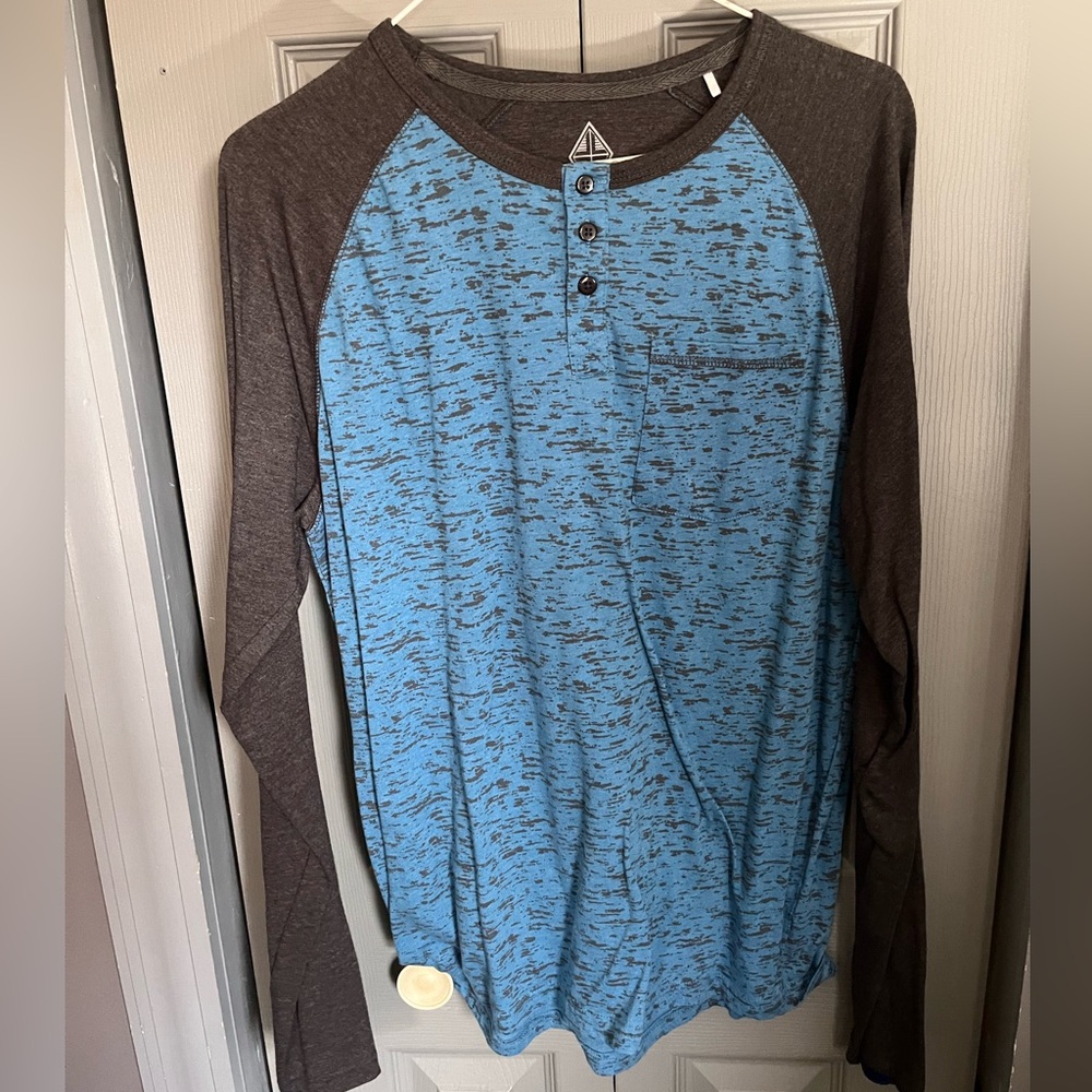 Swiss cross long sleeve